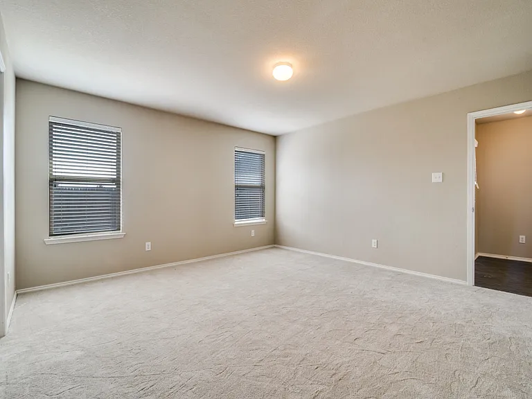 2302 Tombstone Rd — Photo 11