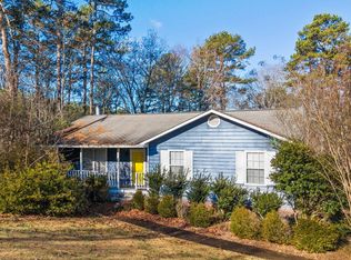 5323 Hunter Village Dr, Ooltewah, TN 37363