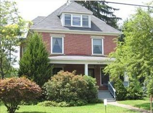 400 N Main St, Harrisville, PA 16038