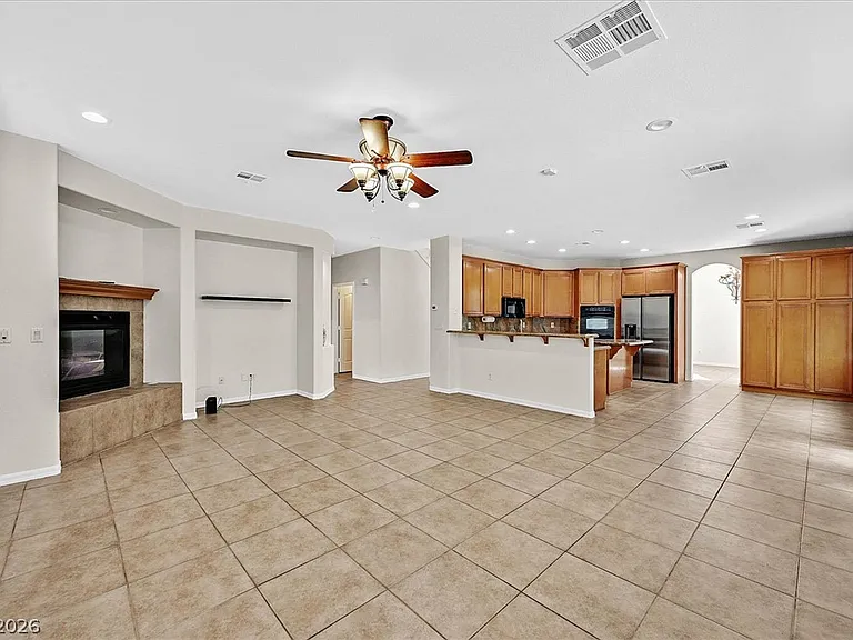 2282 Tedesca Dr — Photo 11