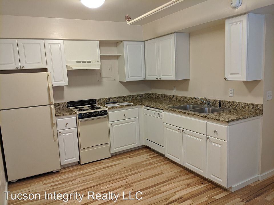 1st image of 819 N 1st Ave #10016845