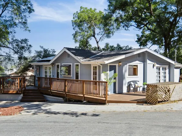 18000 Madrone Dr, Los Gatos, CA 95033