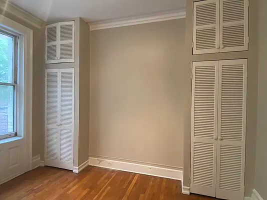 Rented by Dab Hold Corp | media 10