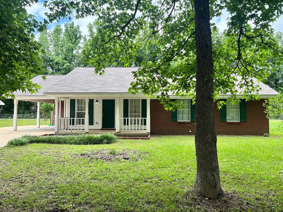 1st image of 119 Railroad Dr