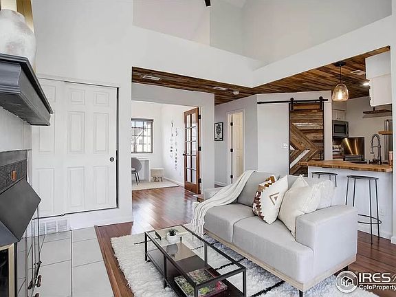 2nd image of 4799 White Rock Cir