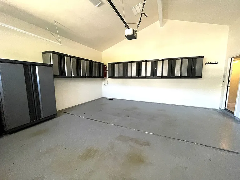 3613 Walnut Ave — Photo 36