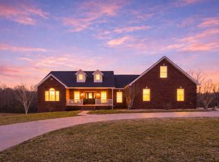 207 Remington Dr, Russell Springs, KY 42642