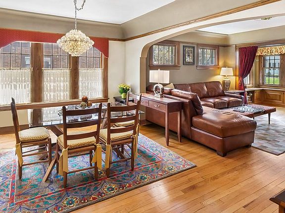 3rd image of 4926 N Cumberland Blvd #4924