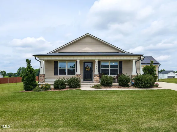 286 Beaver Tavern Dr, Benson, NC 27504