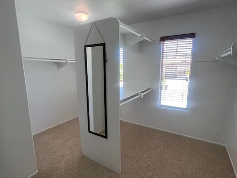 1443 Roadrunner Dr — Photo 13