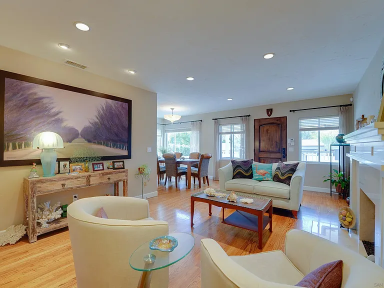 8139 Paseo Del Ocaso — Photo 21
