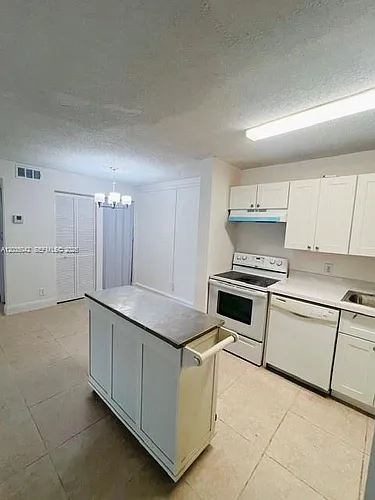 10733 Cleary Blvd Photo 1