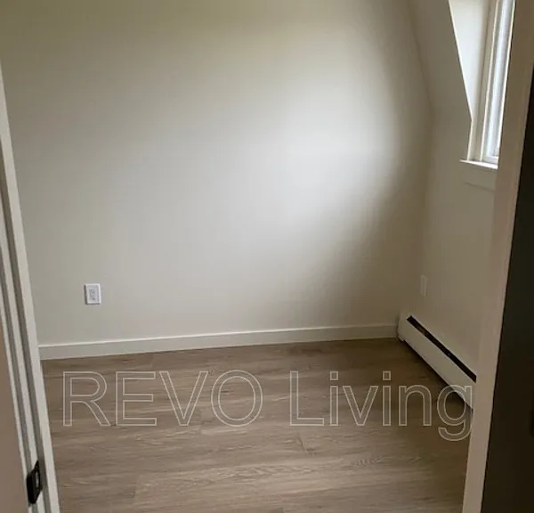187 Church St #7 — Photo 3