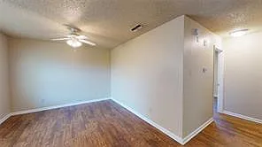 218 Renfro St #A — Photo 6