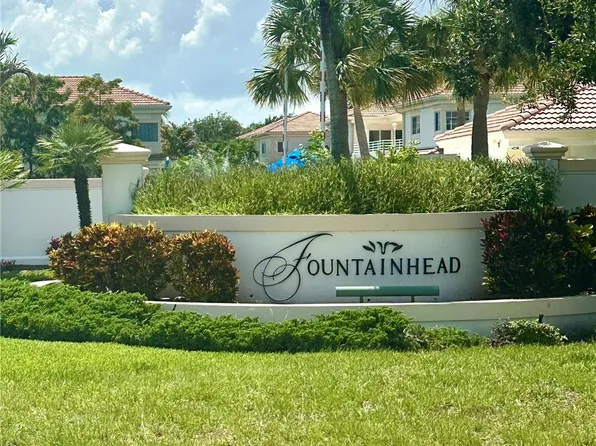 524 7th Sq APT 102, Vero Beach, FL 32962