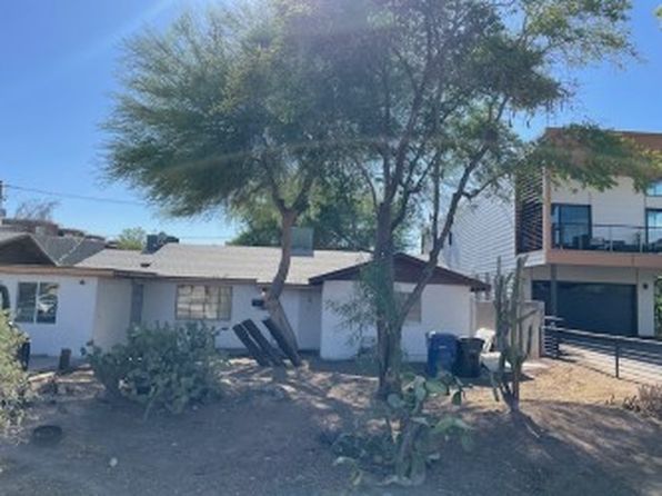 902 S Una Ave