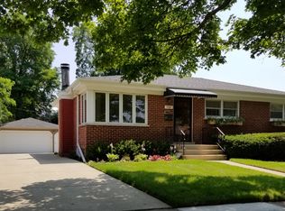 9331 Oriole Ave, Morton Grove, IL 60053