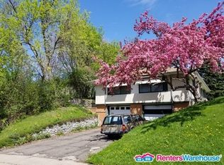 610 Hall Ave, Saint Paul, MN 55107