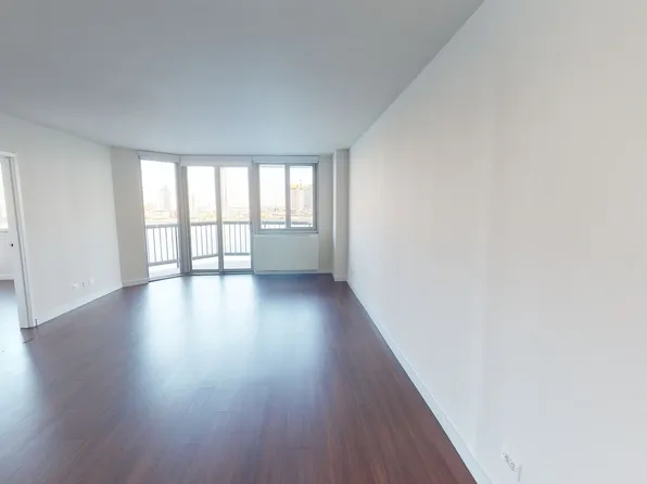 401 East 34th Street N13J image 1 of 9