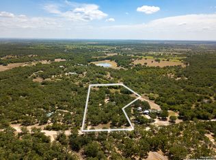 541 Cheyenne Ln, Kingsbury, TX 78638