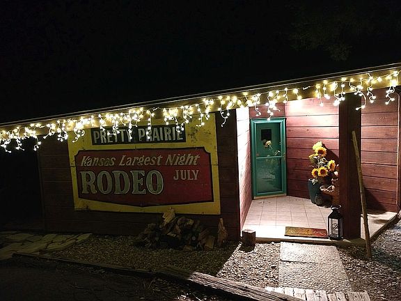 3rd image of 5022 Vista Acres Dr
