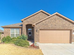5103 Meadow Ln, Krum, TX 76249