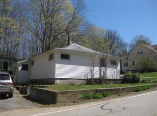 202 School St N, Barre, MA 01005