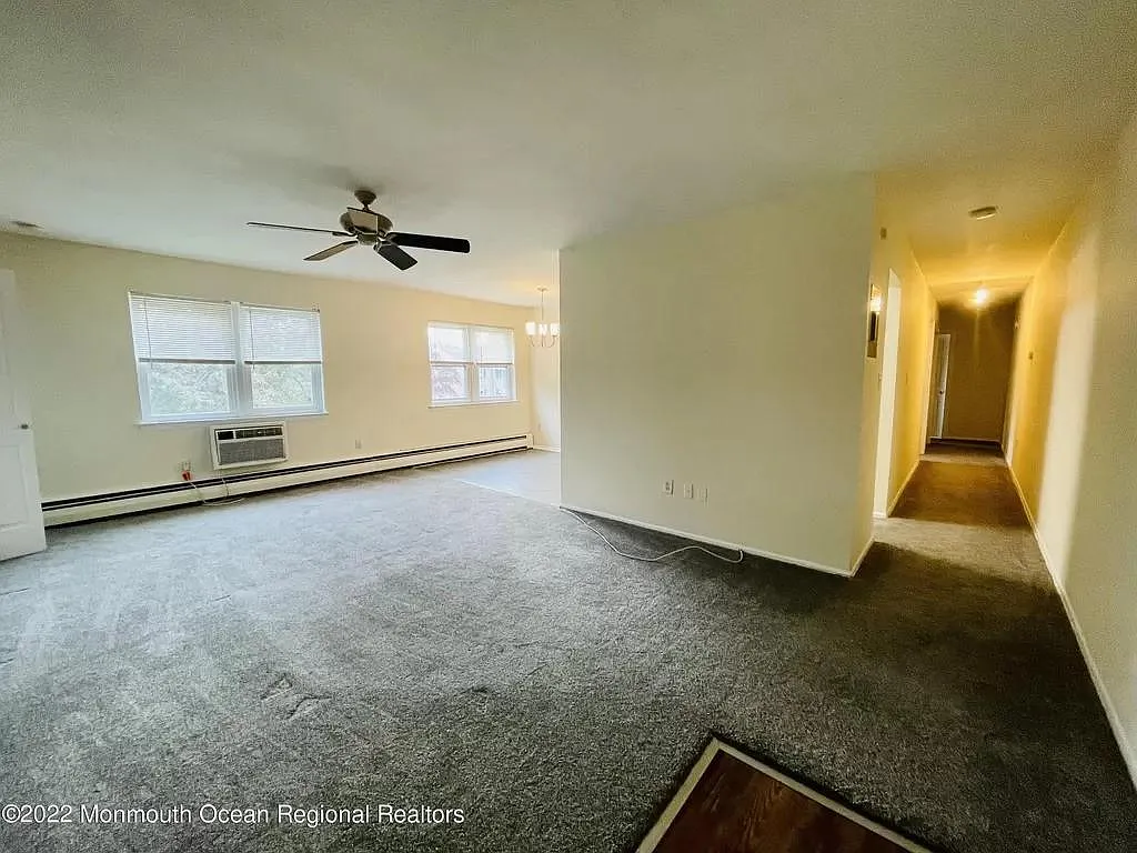 Building Photo - 64 Manchester Ct #G