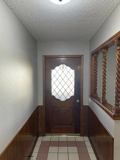 3 bed, 1800 sqft, $1,395 — Photo 2