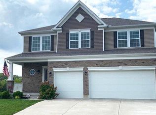 1189 Brookchase Cir, Hamilton Twp, OH 45039