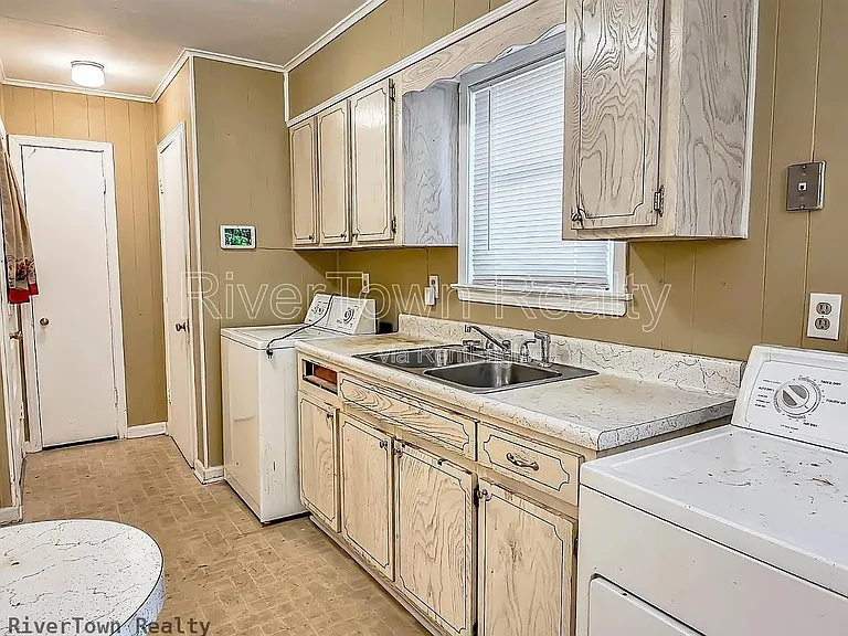 2644 Courtney Dr — Photo 4
