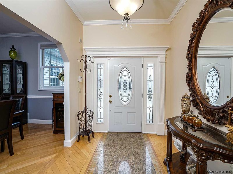 5th image of 51 BOYCE Road