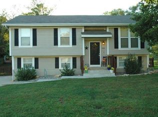 260 Dykes Ln, Holt, MO 64048