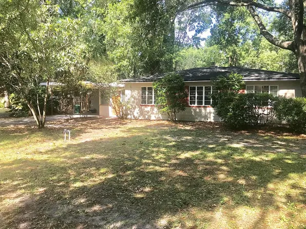 1336 NE 7th St, Gainesville, FL 32601