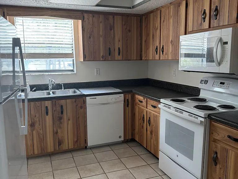 68 Tomoka Meadows Blvd — Photo 2