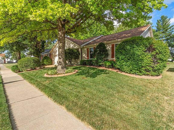 3rd image of 2116 Dettmer Pl