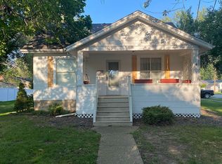 602 N Locust St, Monroe City, MO 63456