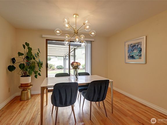 5th image of 16724 NE 22nd Street
