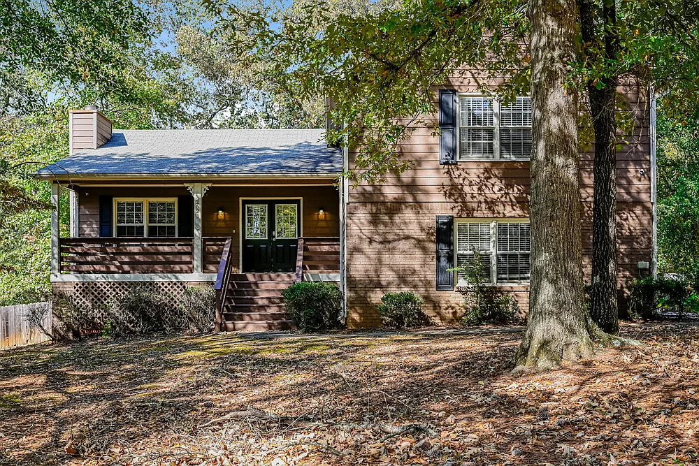 4 bed, 2.5 bath, 1898 sqft, $2,530 — Photo 1