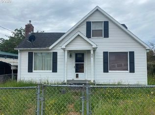 435 S 7th St, Saint Helens, OR 97051