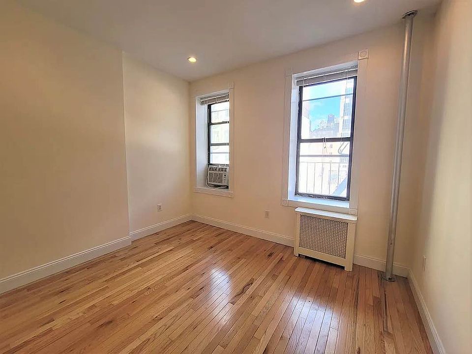 2nd image of 42 W 65th St #4Y