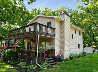 8170 N Tippecanoe Dr, Walkerton, IN 46574