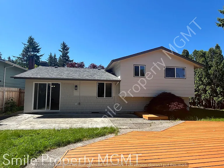 14915 SE Woodward St — Photo 18