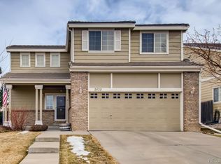 2422 S Genoa Way, Aurora, CO 80013