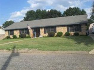 3706 Teri Lynn Dr, Longview, TX 75604