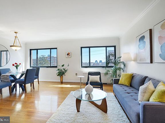 3rd image of 1300 S Arlington Ridge Rd APT 718