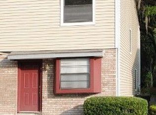 4652 SW 45th Ln, Gainesville, FL 32608