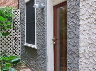 1830 Manning St APT 4, Philadelphia, PA 19103