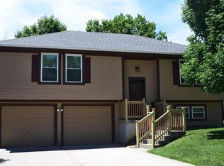 420 N Saville Ct, Independence, MO 64050
