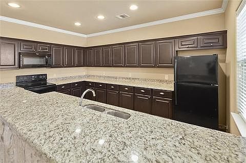 5th image of 339 Newcomb Ln #339